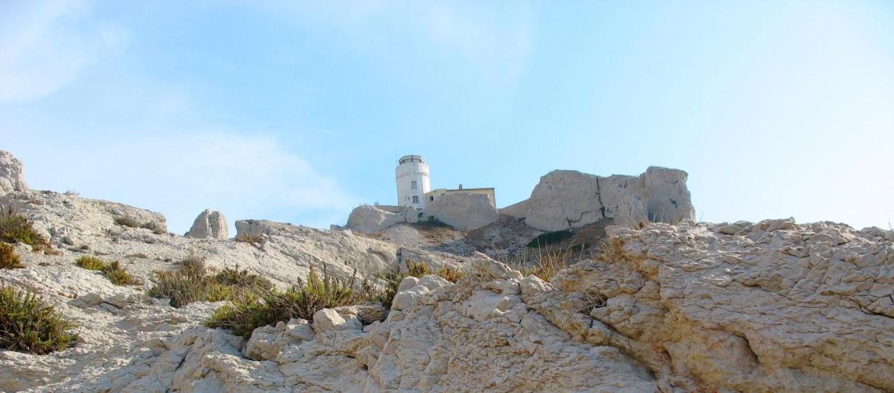 Les Pieds Dans L'Eau Sur L'Ile Du Frioul Apartment Marseille Exterior photo